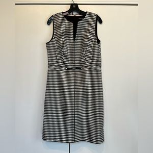 NWT Marc Cain shift dress. Size 5 in Marc Cain (L)